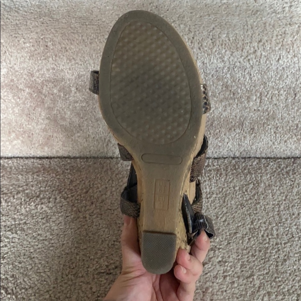 Sandals - Picture 4 of 8